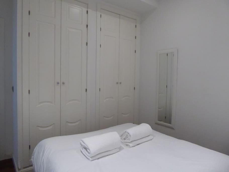 Apartamento Tranquilo En Chueca In2iz5 *
